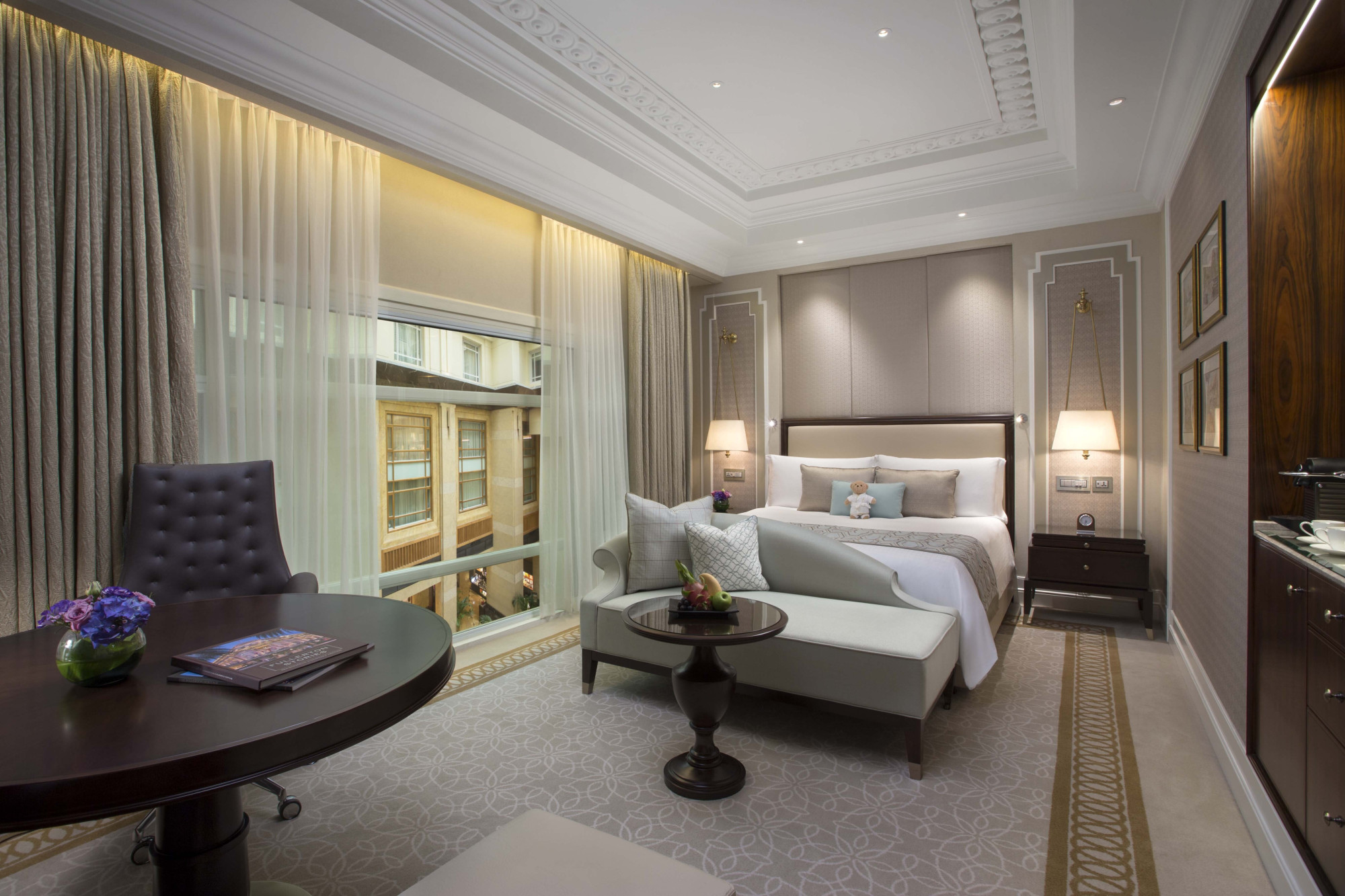 The Fullerton Hotel